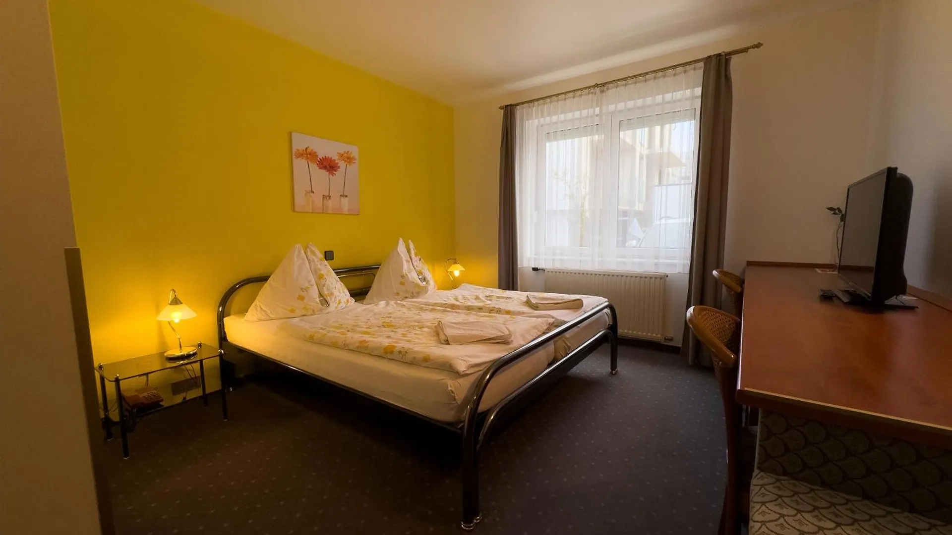 Pension Erlaa Vienna Bed & Breakfast
