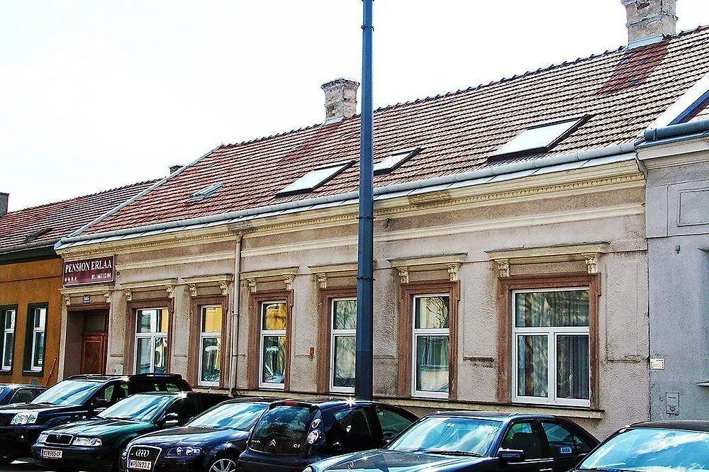 Pension Erlaa Vienna 4*,